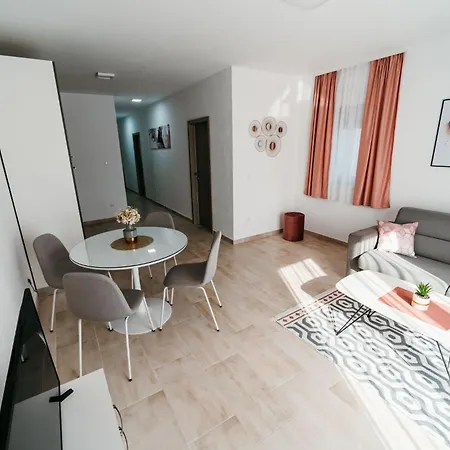Apartment Fuer 4 Personen 2 Ca, 72 M Sup2 In Komarna, Dubrovnik Neretva *